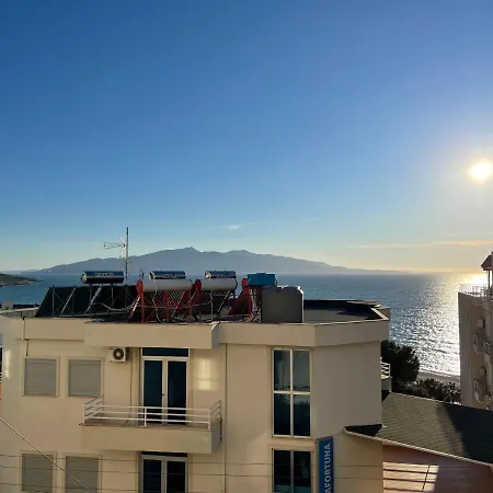 Wave Sarandë