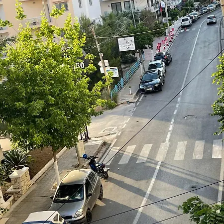 Wave Sarandë
