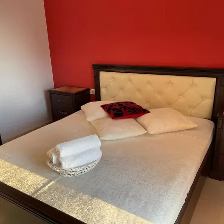 Wave Apartment Sarandë
