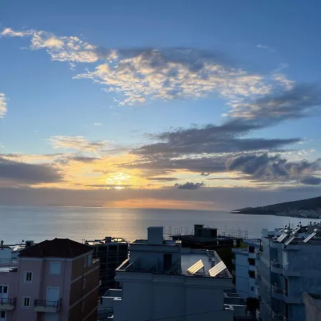 Wave Sarandë